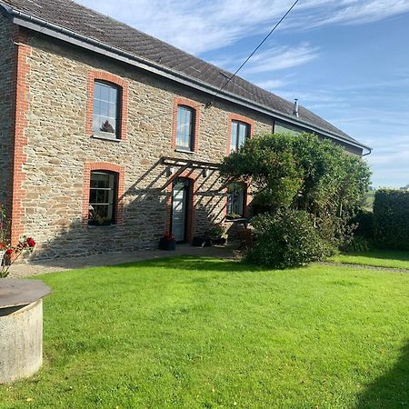 Pretty Farmhouse In Houffalize With Courtyard Esterno foto
