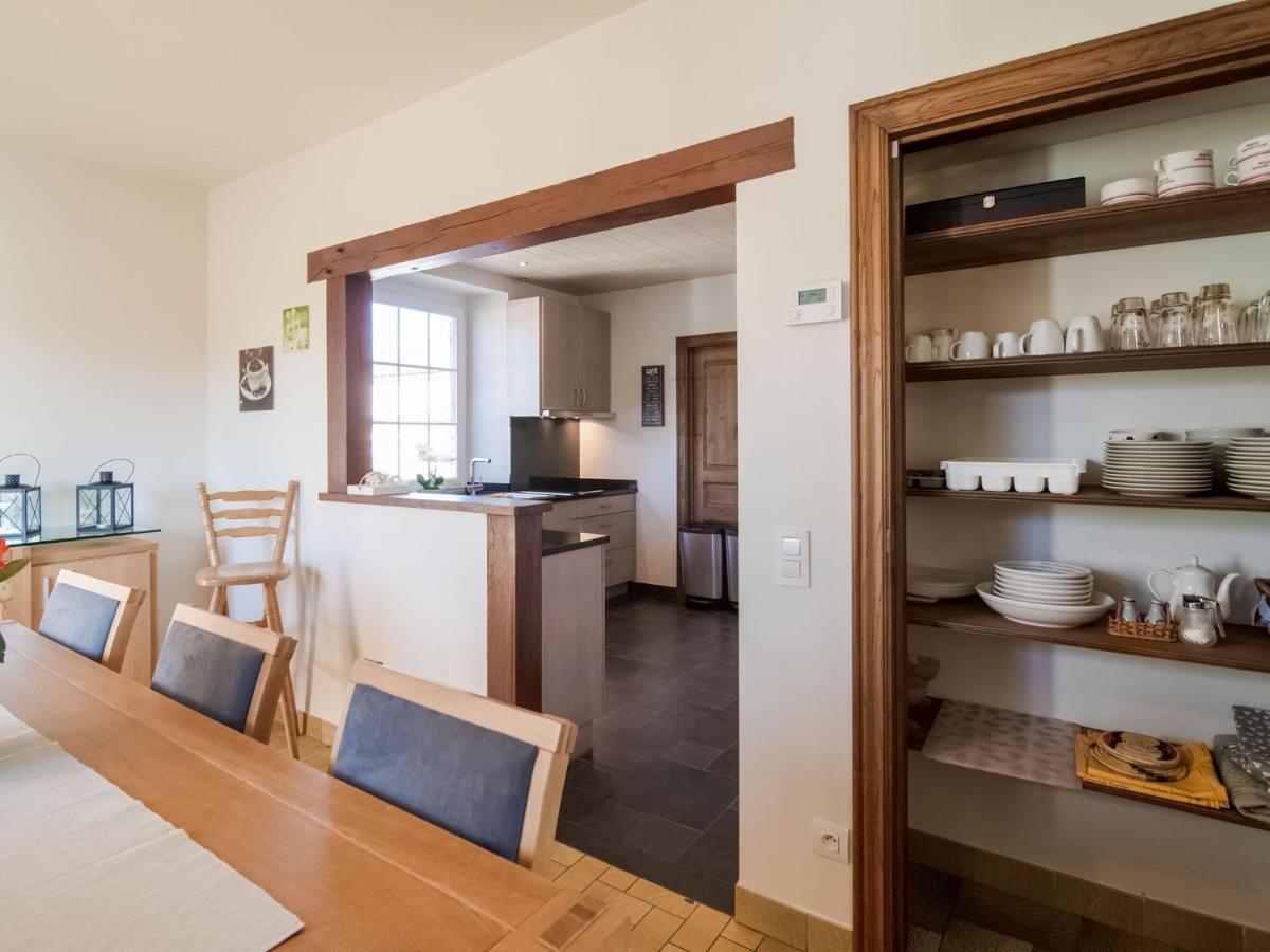 Pretty Farmhouse In Houffalize With Courtyard Esterno foto