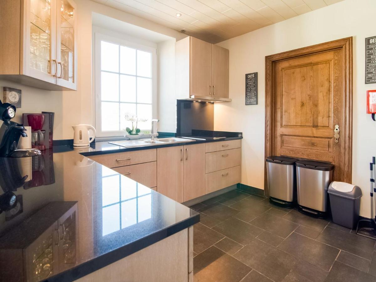 Pretty Farmhouse In Houffalize With Courtyard Esterno foto